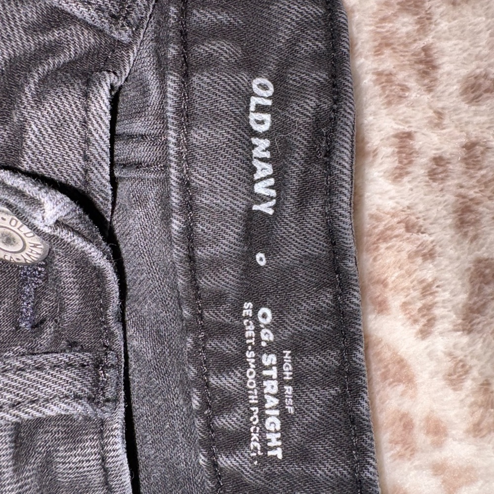 Old Navy O.G. Straight High Rise Jeans in Charcoal